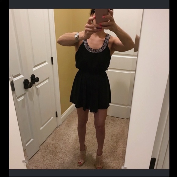The clothing co. beaded romper black M - Picture 2 of 7